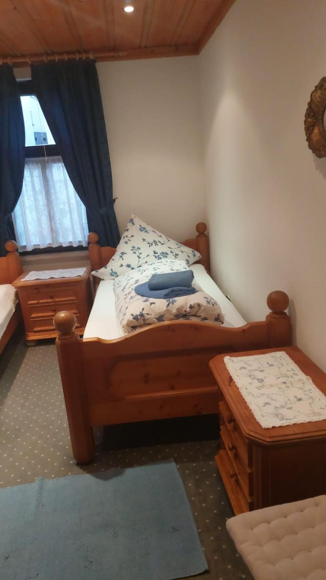Gasthaus Zipp Asslar Dış mekan fotoğraf
