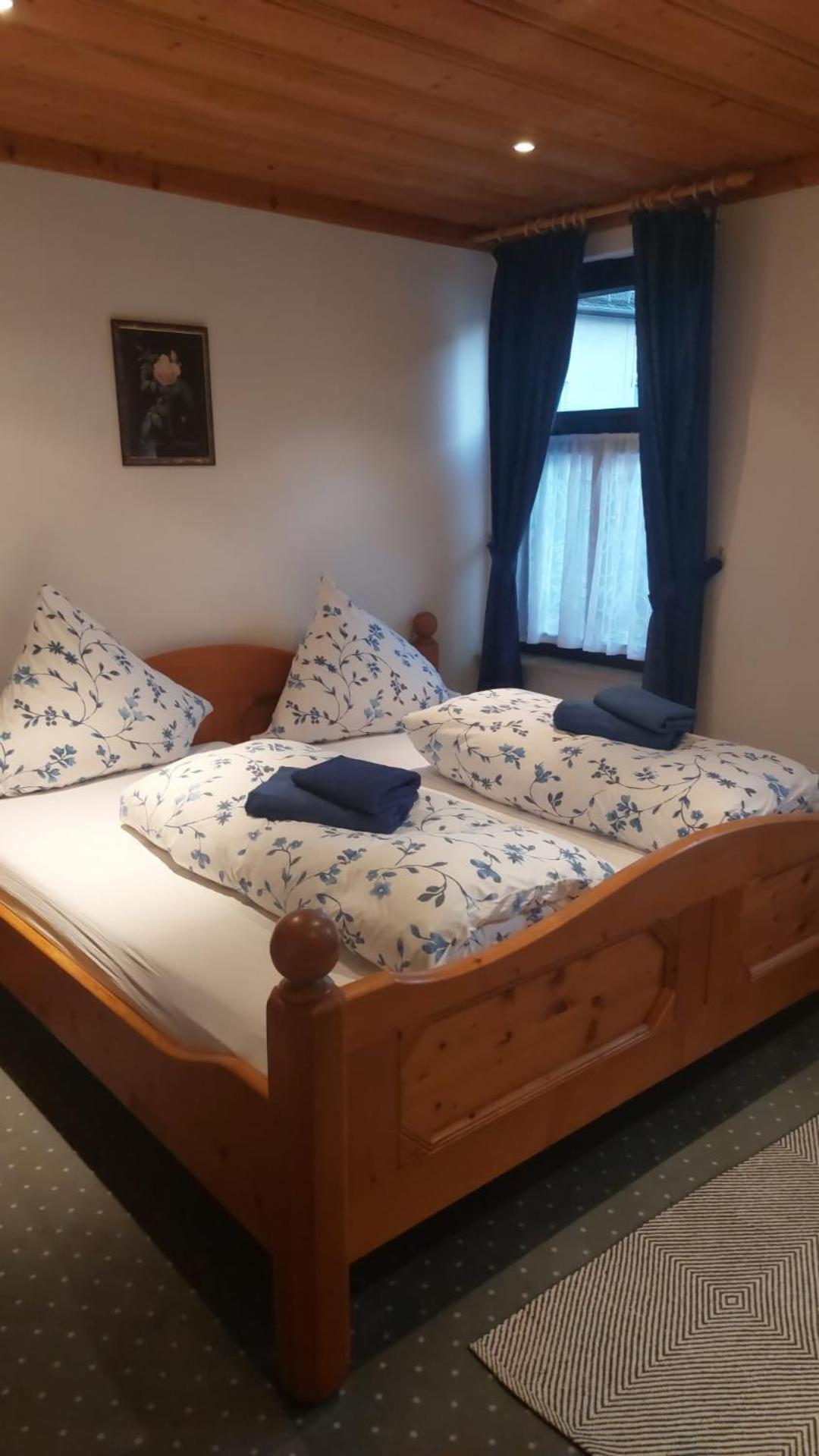 Gasthaus Zipp Asslar Dış mekan fotoğraf